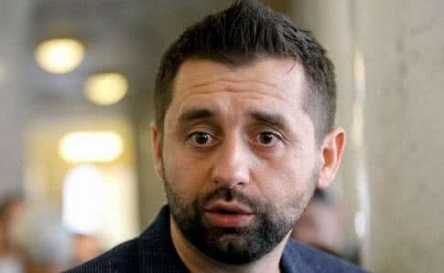 Фото новости: Арахамия согласен пустить воду в Крым в обмен на Донбасс Свежие новости: Арахамия согласен пустить воду в Крым в обмен на Донбасс