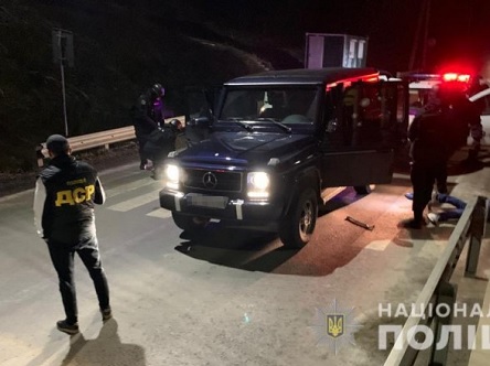 Фото новости: На Закарпатті поліція провела спецоперацію проти озброєної банди, що планувала  Свежие новости: На Закарпатті поліція провела спецоперацію проти озброєної банди, що планувала
