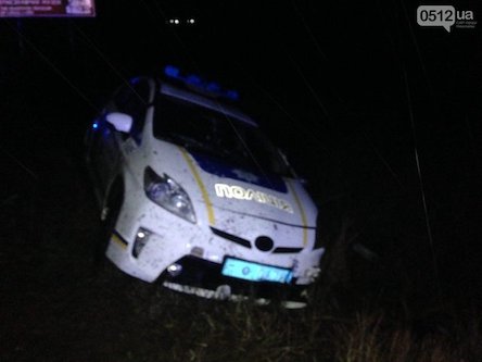 Свежие новости: Появилось видео, как разбойник с гранатой взорвал себя на трассе Николаев – Херсон при задержании