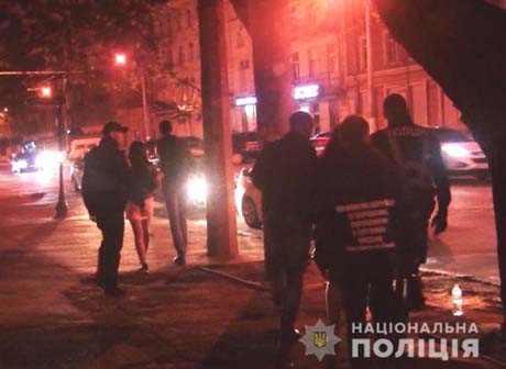 Свежие новости: В центре Одессы полиция задержала 23 проститутки