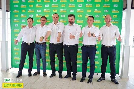 Свежие новости: Все николаевские нардепы поддержали принятие так называемого «антиколомойского» закона о банках