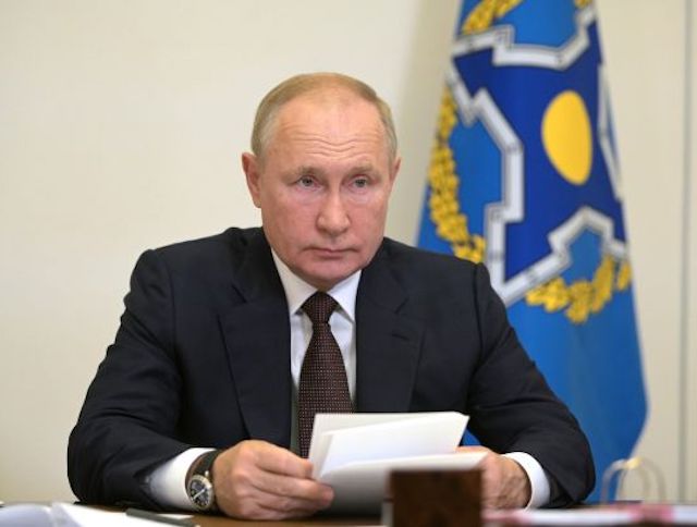 Свежие новости: Путин отложил возможное вторжение в Украину ближе к весне, - NYT