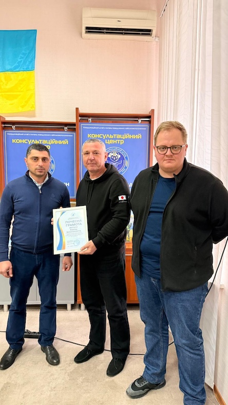 Свежие новости: У Миколаєві відзначили людину, яка стоїть за родинами полонених і зниклих безвісти: почесна нагорода від омбудсмена