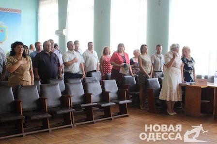 Свежие новости: ВИДЕО: Депутаты Новоодесского райсовета ищут деньги на детский сад, из которого вынесли технику и даже полотенца