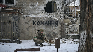 Свежие новости: Наступ рф на Бахмут слабшає, - британська розвідка