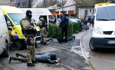 Свежие новости: На Привозе задержали подозреваемого в разбоях и вымогательствах, которого оставил на свободе суд