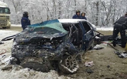 Фото новости: В России в ДТП погибли трое украинцев Свежие новости: В России в ДТП погибли трое украинцев