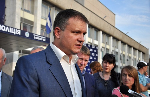 Свежие новости: Советник Авакова обратился к николаевским чиновникам по поводу публичной поддержки кого-либо из кандидатов в Президенты Украины