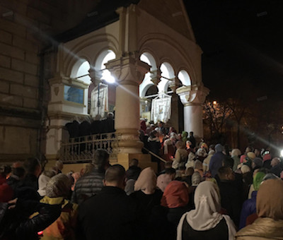 Свежие новости: Как в Николаев доставили благодатный огонь