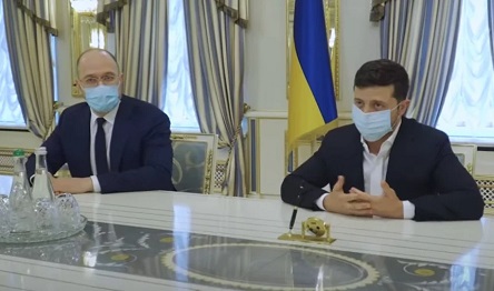 Свежие новости: Ради получения кредита Зеленский и Шмыгаль приняли «драконовские» условия МВФ