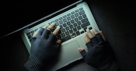 Свежие новости: Вознесенець переказав аферистам майже 100 тис.грн