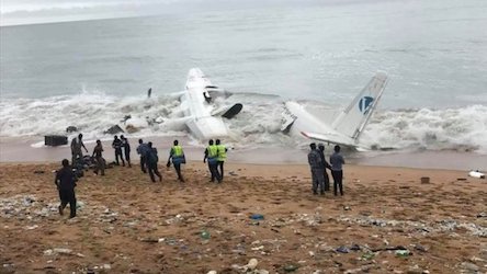 Свежие новости: Предположительно украинский самолет разбился в Африке