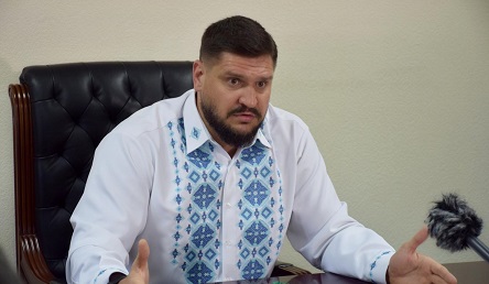 Свежие новости: Губернатор Савченко вступился за силовиков, жестко задержавших протестующих под Радой: «Здесь нет издевательства или унижения»