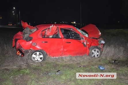 Свежие новости: Под Николаевом девушка на «Шевроле» перелетела через пятиметровый окоп — автомобиль перевернулся