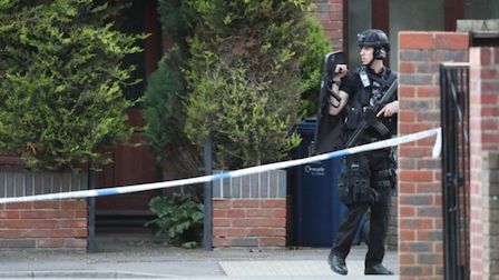 Фото новости: В Оксфорде неизвестный устроил перестрелку с полицией Свежие новости: В Оксфорде неизвестный устроил перестрелку с полицией