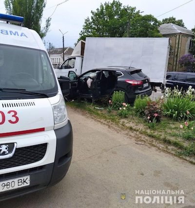 Фото новости: В Новой Одессе произошло ДТП - трое пострадавших Свежие новости: В Новой Одессе произошло ДТП - трое пострадавших