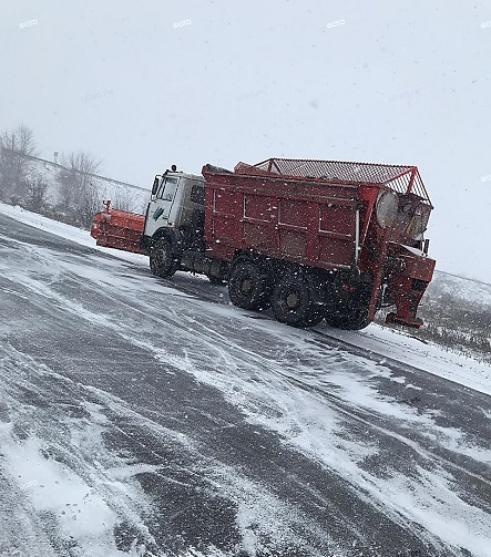 Свежие новости: Из-за гололеда проезд ограничили по всей киевской трассе на Николаевщине