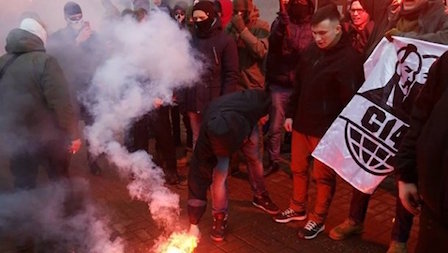 Свежие новости: В Киеве радикалы из С14 напали на российский центр
