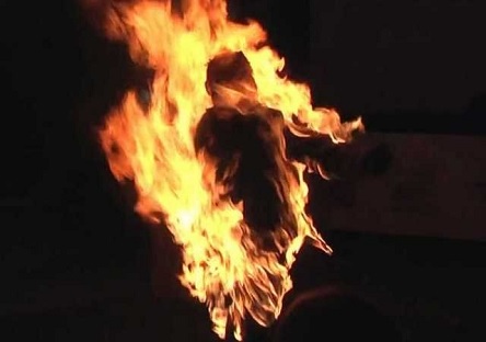 Свежие новости: ВИДЕО: На Николаевщине муж поджег жену из-за денег: появились новые подробности