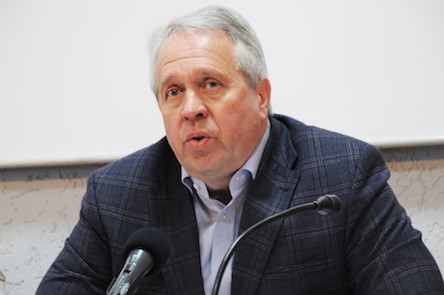 Свежие новости: Исаков удивился тому, как в Николаеве депутаты «прогибаются» под власть: «Спина не устала?»