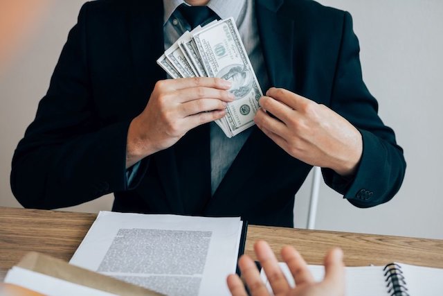 Свежие новости: В Первомайском районе подрядчик присвоил ₴100 тыс., выделенных на ремонт сельского дома культуры