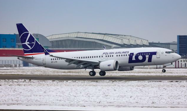 Свежие новости: Польща на 3 місяці закриє небо на кордоні з Україною та Білоруссю