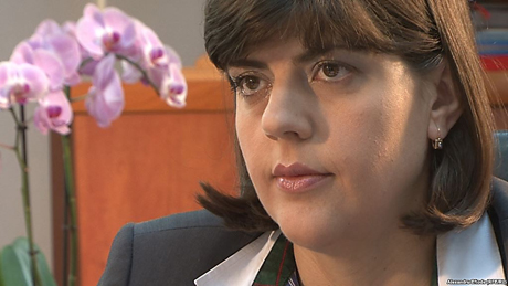 Свежие новости: В Румынии уволили антикоррупционного прокурора, которая завела дела на министров, депутатов и брата экс-президента