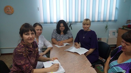 Свежие новости: В Южноукраїнську лікар-епідеміолог виступила з докладом у відділенні соціальної реабілітації дітей - інвалідів