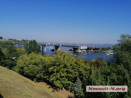 Свежие новости: В Николаеве проходит Парад водных видов спорта