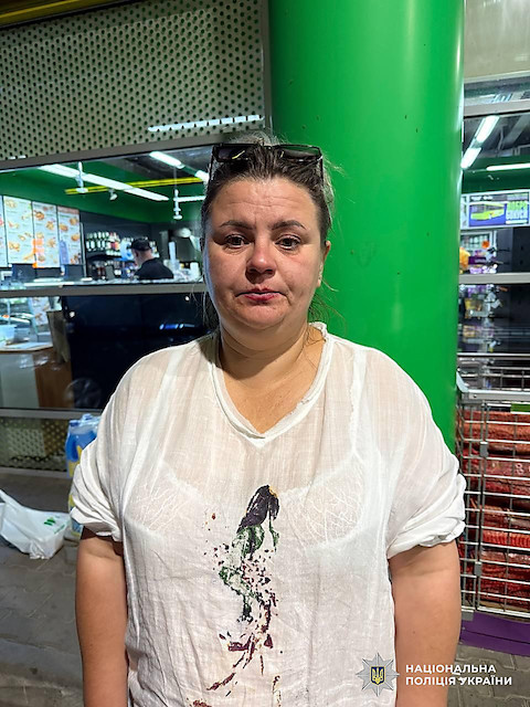 Свежие новости: Миколаївські поліцейські затримали шахрайку, яка видала себе за працівницю держустанови