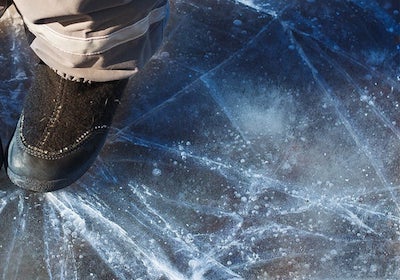 Свежие новости: В Одесской области спасли провалившегося под лед мужчину