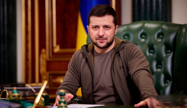 Свежие новости: Зеленский предлагает продлить военное положение и сроки всеобщей мобилизации