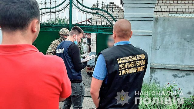 Свежие новости: В Николаеве суд арестовал двоих наркодилеров – они могут выйти из СИЗО под залог в 350 и 450 тысяч гривен