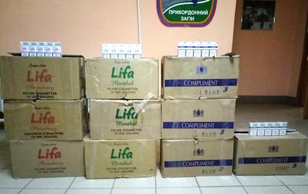 Свежие новости: В Николаевской области задержали контрабандистов, которые пытались провезти сигарет на 8 млн грн