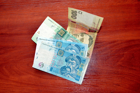 Свежие новости: В Николаеве задержали грабителя, который схватил сдачу у покупательницы на пороге магазина