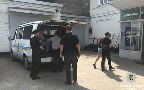 Свежие новости: В Днепре полиция задержала преступников с мужчиной в багажнике