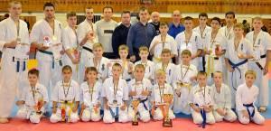 Свежие новости: Сборная Николаевской области по каратэ завоевала 28 медалей