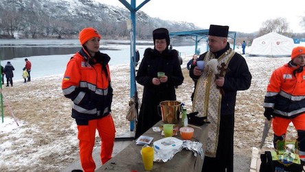 Свежие новости: В Южноукраїнську в обряді очищення прийняли участь більше 1500 осіб