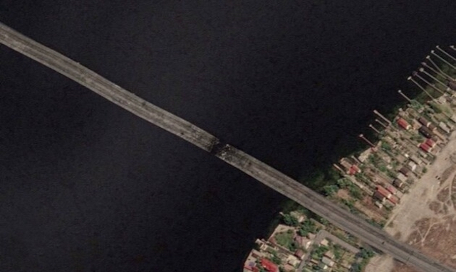 Свежие новости: ЗСУ завдали удару по Антонівському мосту