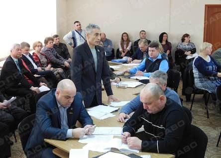 Свежие новости: Кто и зачем саботирует работу Южноукраинских депутатов в постоянных комиссиях