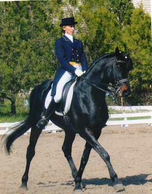 Свежие новости: Известная николаевская конница отметила юбилей