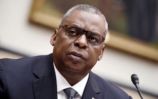 Свежие новости: США зможуть одночасно надавати військову допомогу Україні та Ізраїлю, - голова Пентагону