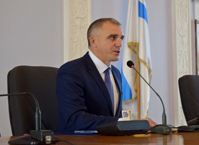 Свежие новости: Сенкевич заявил, что полиция изымает документы по скандальной покупке недостроя на Намыве за 11 миллионов гривен