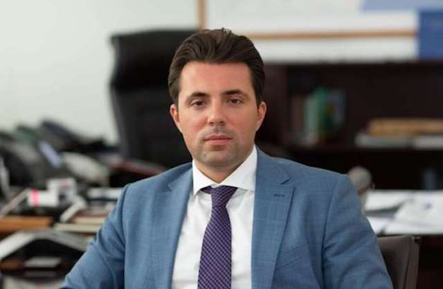 Свежие новости: Детективи затримали ексглаву 