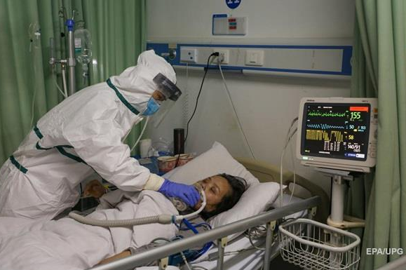 Фото новости: Китай: Заболеваемость коронавирусом упала на 50% Свежие новости: Китай: Заболеваемость коронавирусом упала на 50%