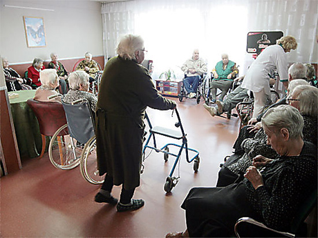 Свежие новости: В доме престарелых в Вознесенске избили подопечную – руководство пансионата скрывало нападение