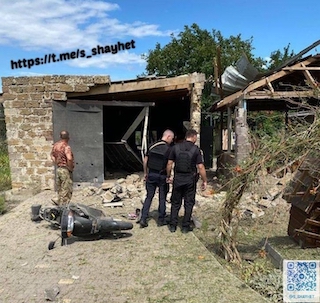 Свежие новости: Окупанти обстріляли село на Миколаївщині: пошкоджено будинки та машини