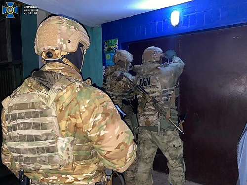 Свежие новости: На Днепропетровщине сотрудники СБУ задержали банду, которая торговала наркотиками, запугивала и похищала людей