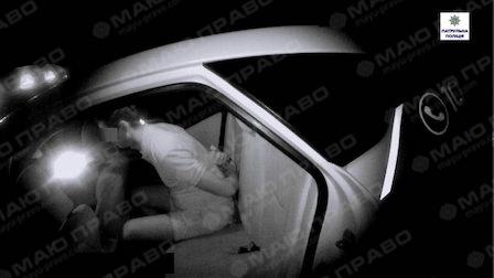 Свежие новости: В Николаеве полицейские задержали за рулем пьяного мужчину с девушкой: в райотделе ему пришлось объясняться перед женой