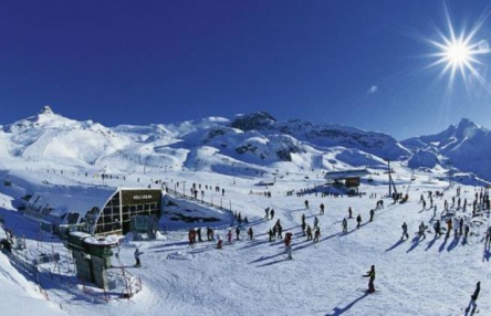 Свежие новости: Одним из главных рассадников коронавируса в Европе стал бар на австрийском курорте